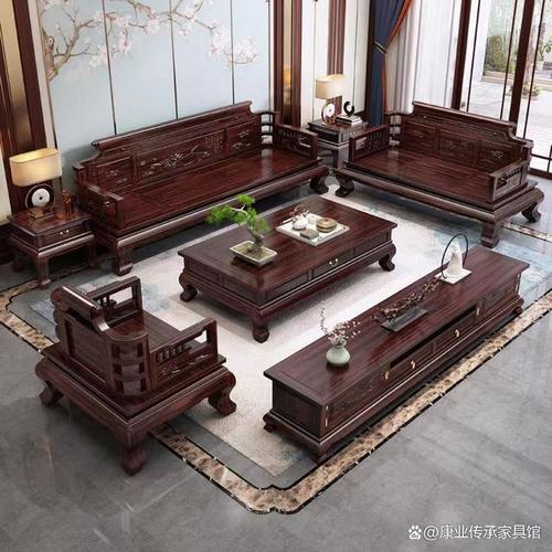 中式装修风格下的沙发选择指南,韵味与适用的完美融合 装修知识 中式装修风格下的沙发选择指南,韵味与适用的完美融合 中式装修风格下的沙发选择指南,韵味与适用的完美融合 装修知识
